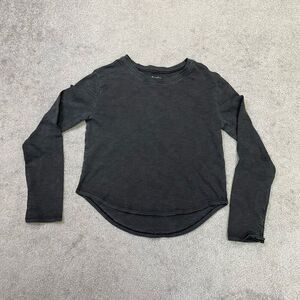 Zella Womens Crew Neck Long Sleeve Hi-Low Thumbhole Tee Charcoal Medium NWOT